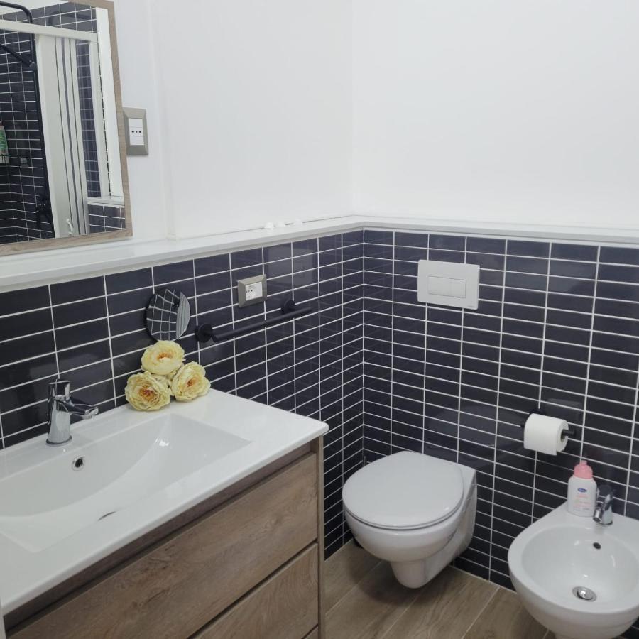 B&B Dei Sogni In Centro, Con Facilita Di Parcheggio Cosença Exterior foto