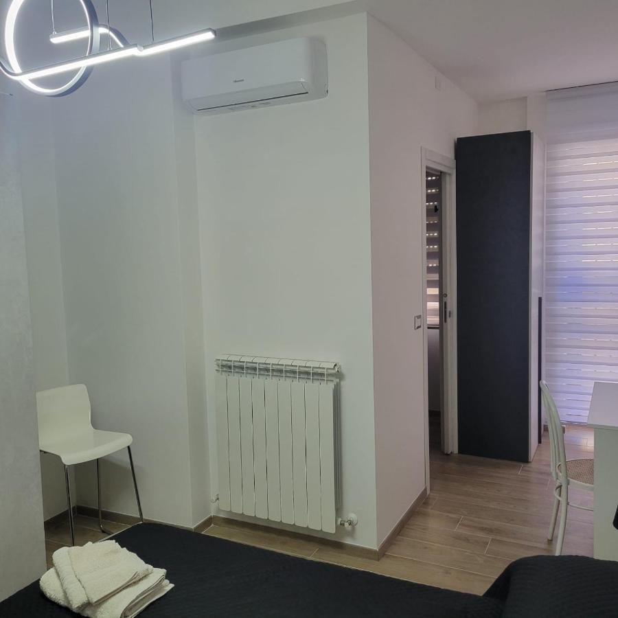 B&B Dei Sogni In Centro, Con Facilita Di Parcheggio Cosença Exterior foto