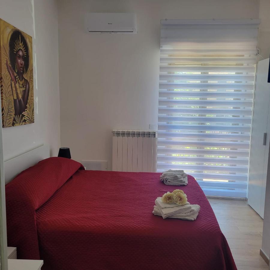 B&B Dei Sogni In Centro, Con Facilita Di Parcheggio Cosença Exterior foto