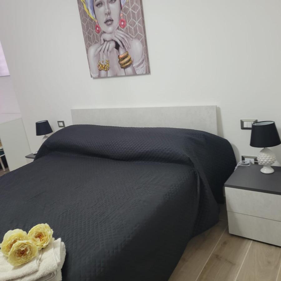 B&B Dei Sogni In Centro, Con Facilita Di Parcheggio Cosença Exterior foto